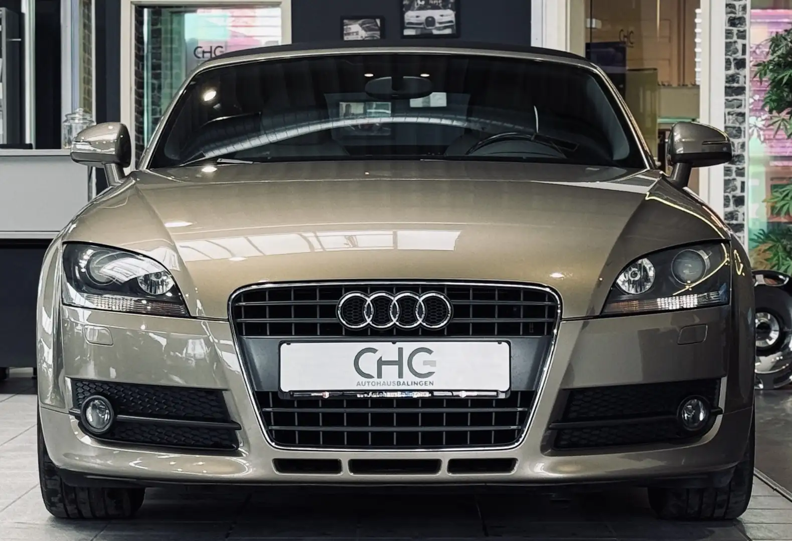 Audi TT Coupe/ 2.0 TFSI Roadster Beige - 2