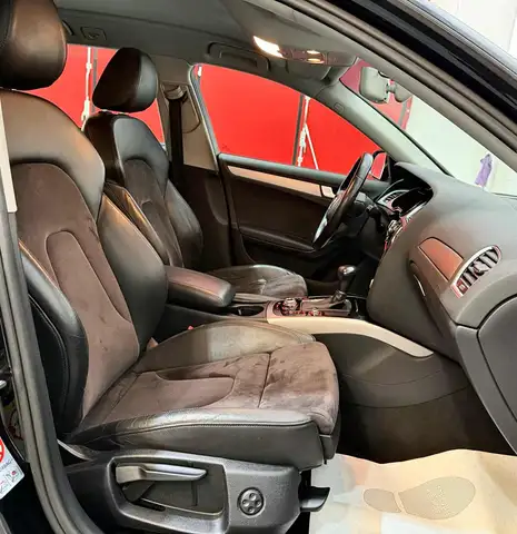 Audi A4 view 12
