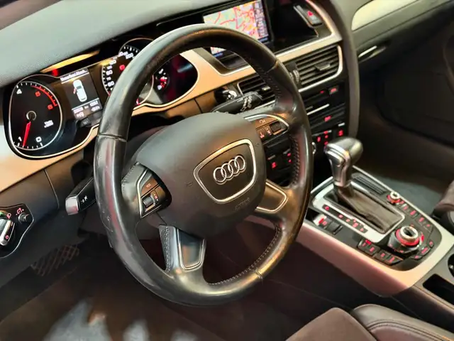 Audi A4 view 10