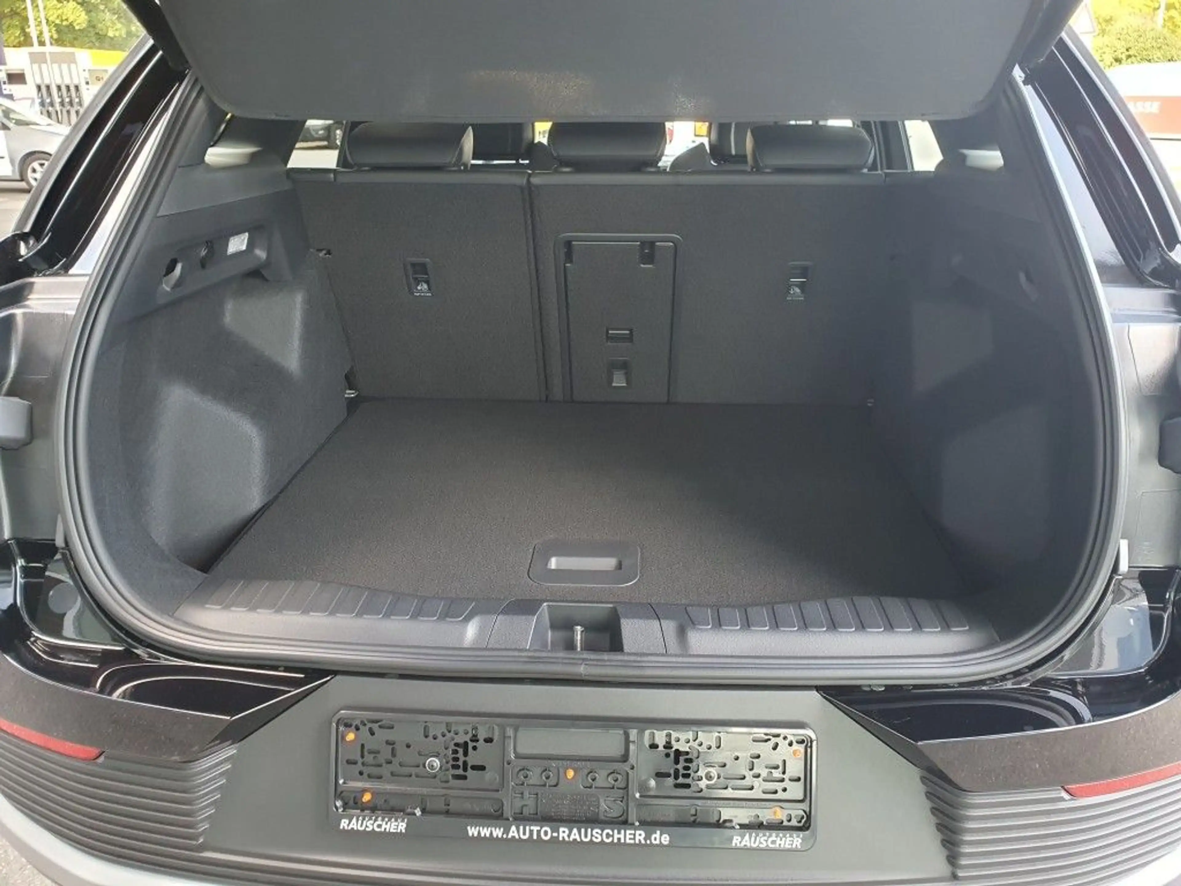 Ford Explorer Elektromotor mit Extended Range RWD 79kWh Select — photo 7