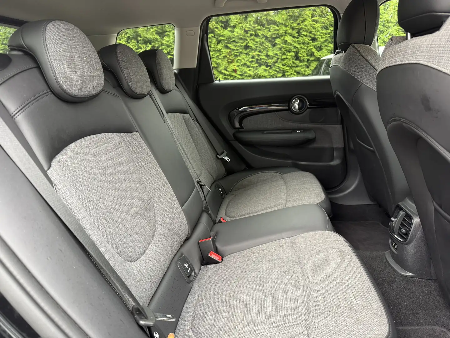 MINI Cooper Clubman Mini 1.5 136pk Aut. Orig NL auto | Scherpe prijs! Noir - 2