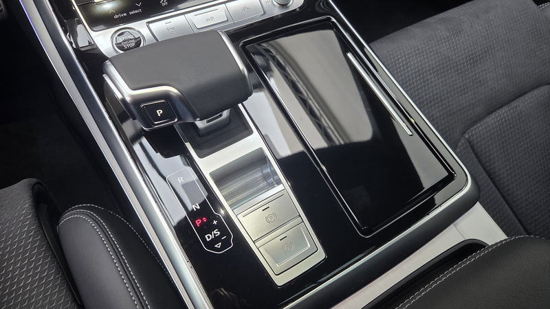 Audi Q8 50 TDI AHK S Line Sport+ ACC 360° MatrixLED — photo 11