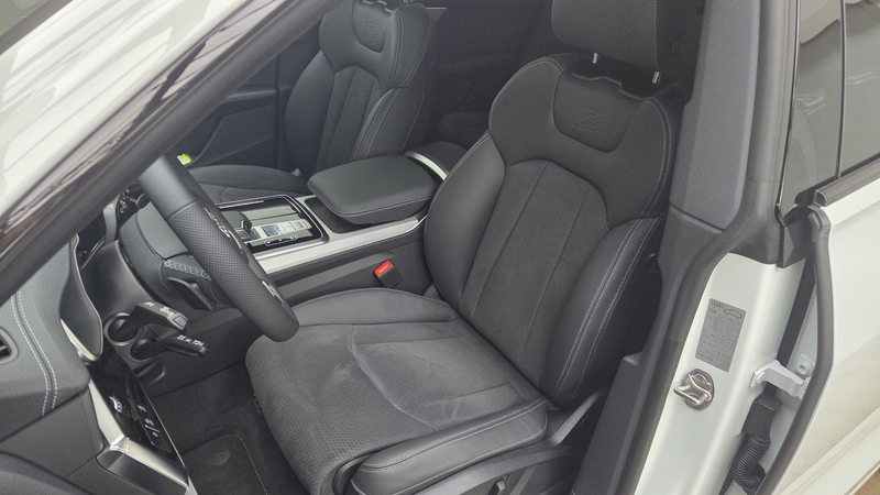 Audi Q8 50 TDI AHK S Line Sport+ ACC 360° MatrixLED — photo 14