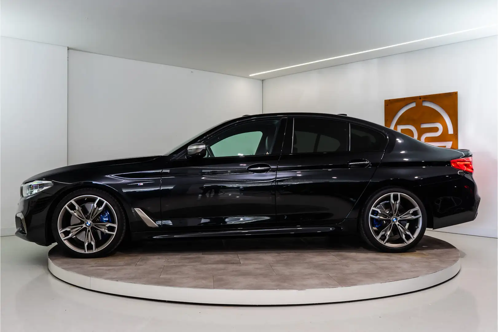 BMW M550 5-serie M550i xDrive High Executive M-Sport 463PK Noir - 2