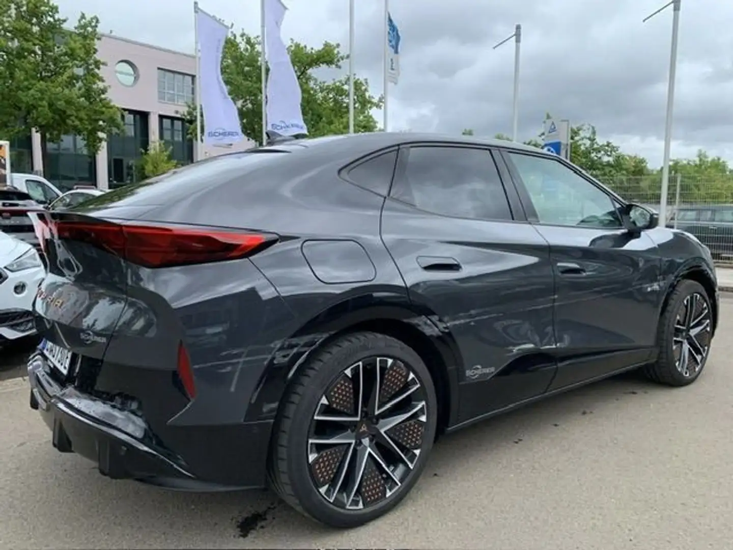 CUPRA Tavascan Endurance **Unfallfahrzeug** !!Seitensc Grau - 2