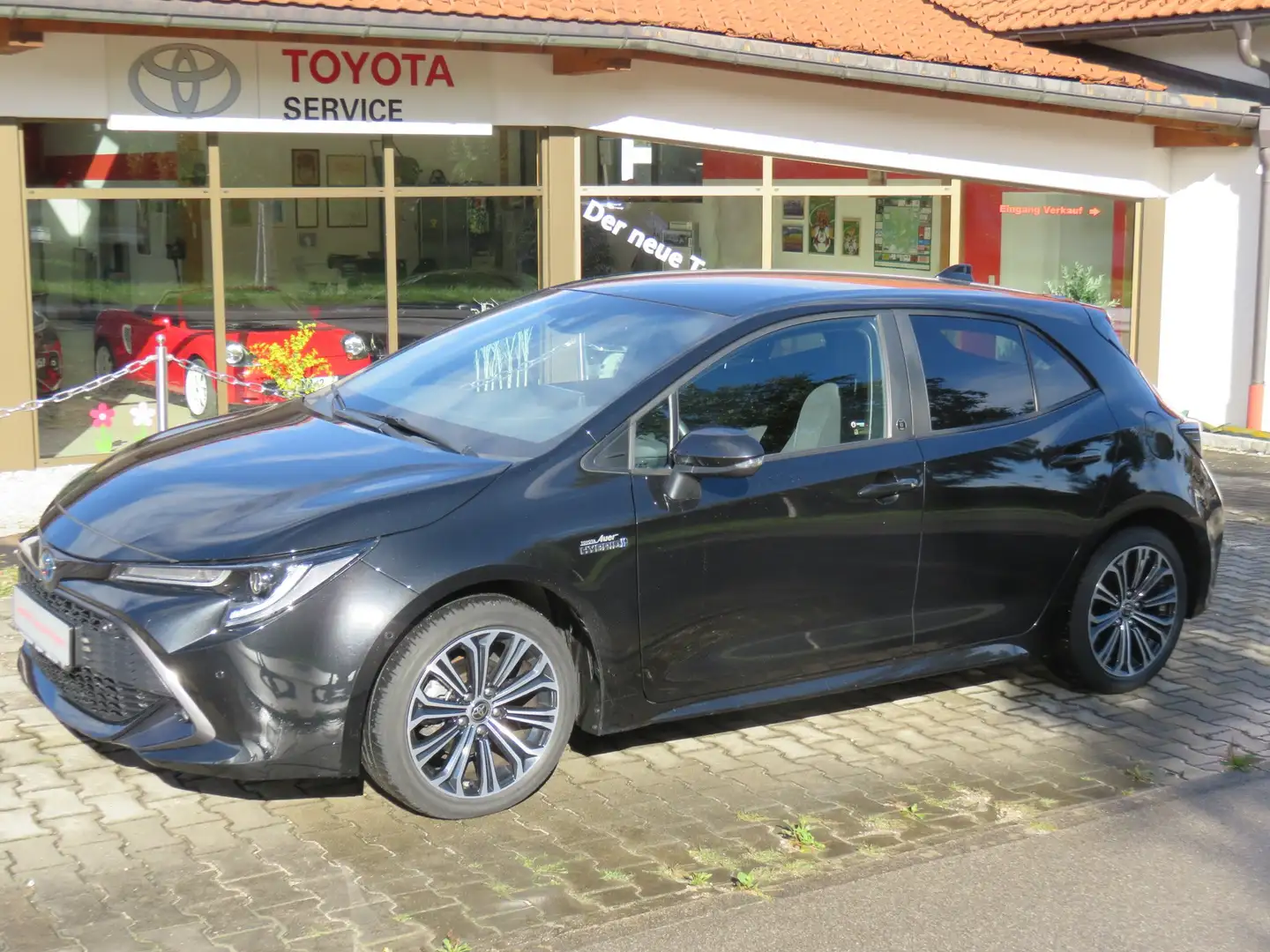 Toyota Corolla Hybrid Team D Noir - 1