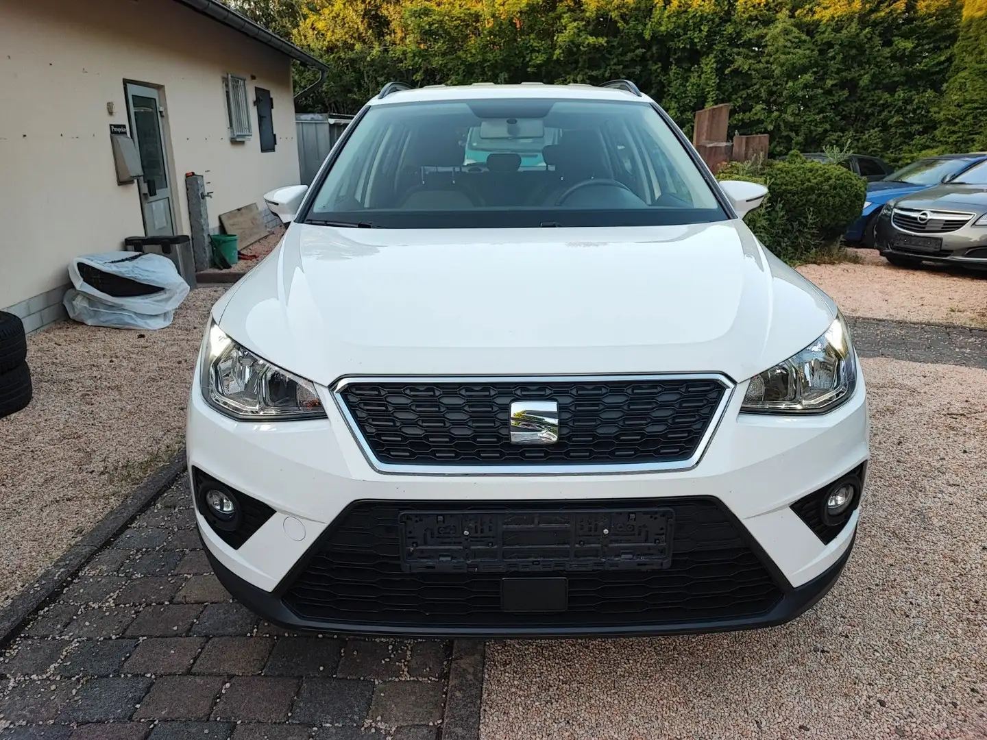 SEAT Arona Style/ 5600 KM/KLIMA/KAMERA/MFL/GARANTIE Weiß - 2