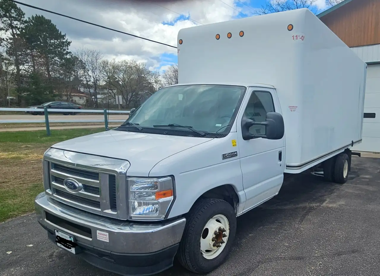 2021 Ford E-Series