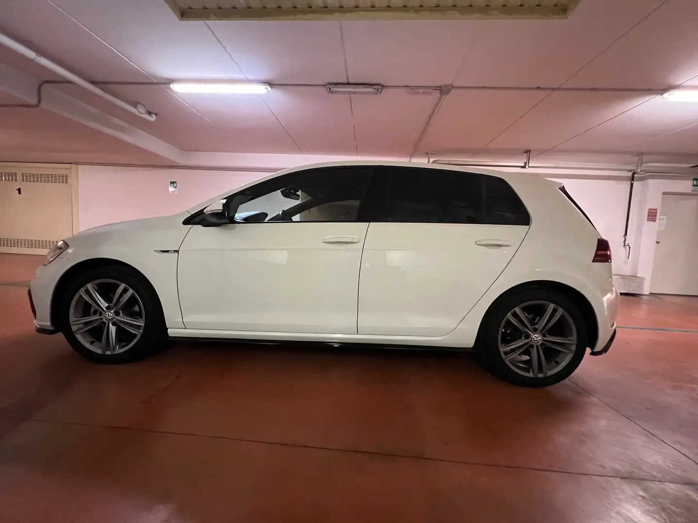 Volkswagen Golf Golf VII 2017 5p 5p 1.6 tdi Sport 115cv Bianco - 1