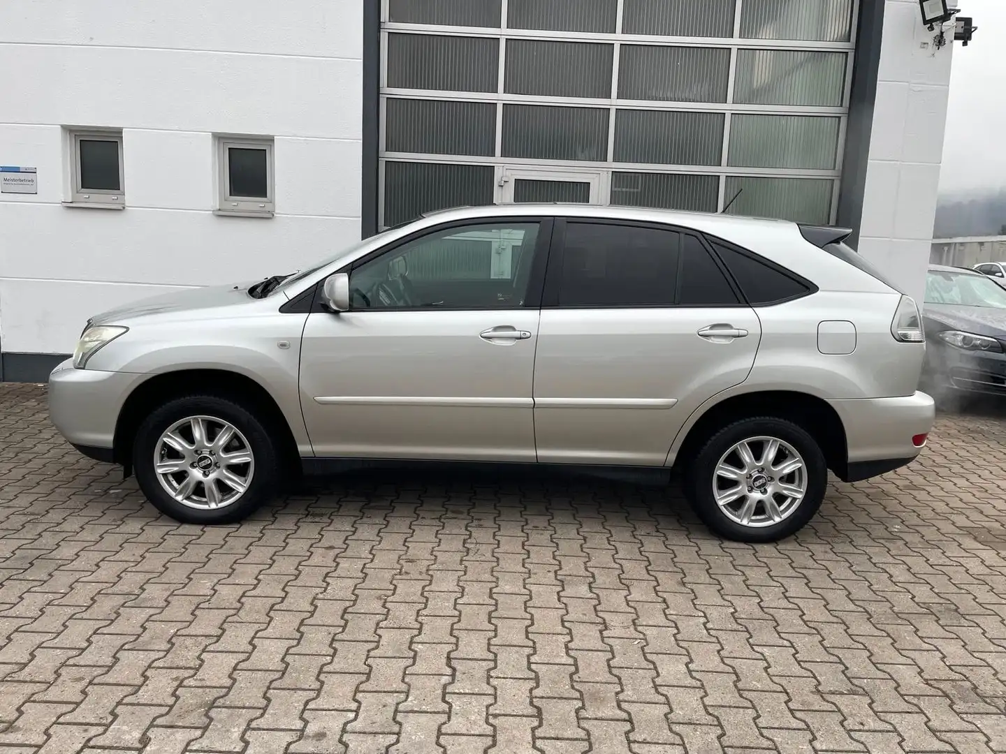 Lexus RX 400 h LUX/AHK/ESD/NAVI/SHZ/KAMERA Silber - 2