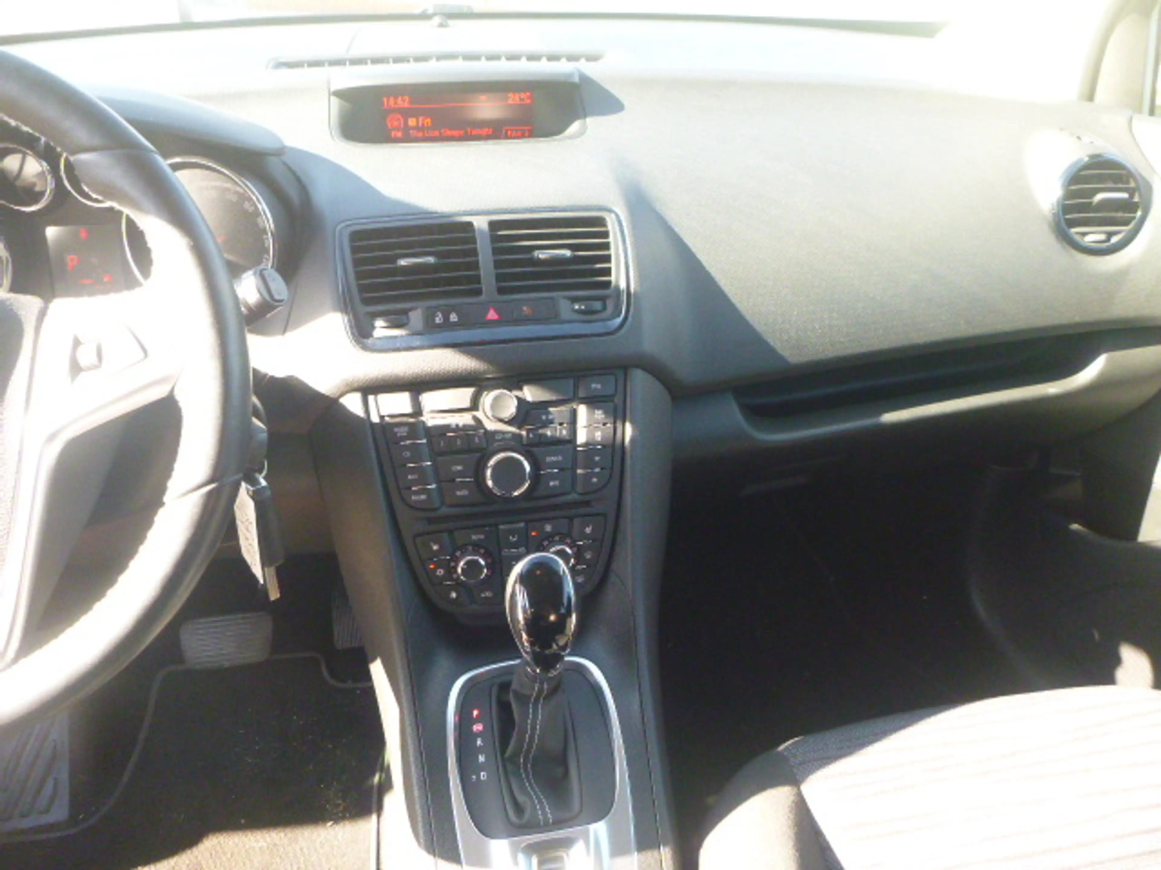 Opel Meriva Style — photo 8