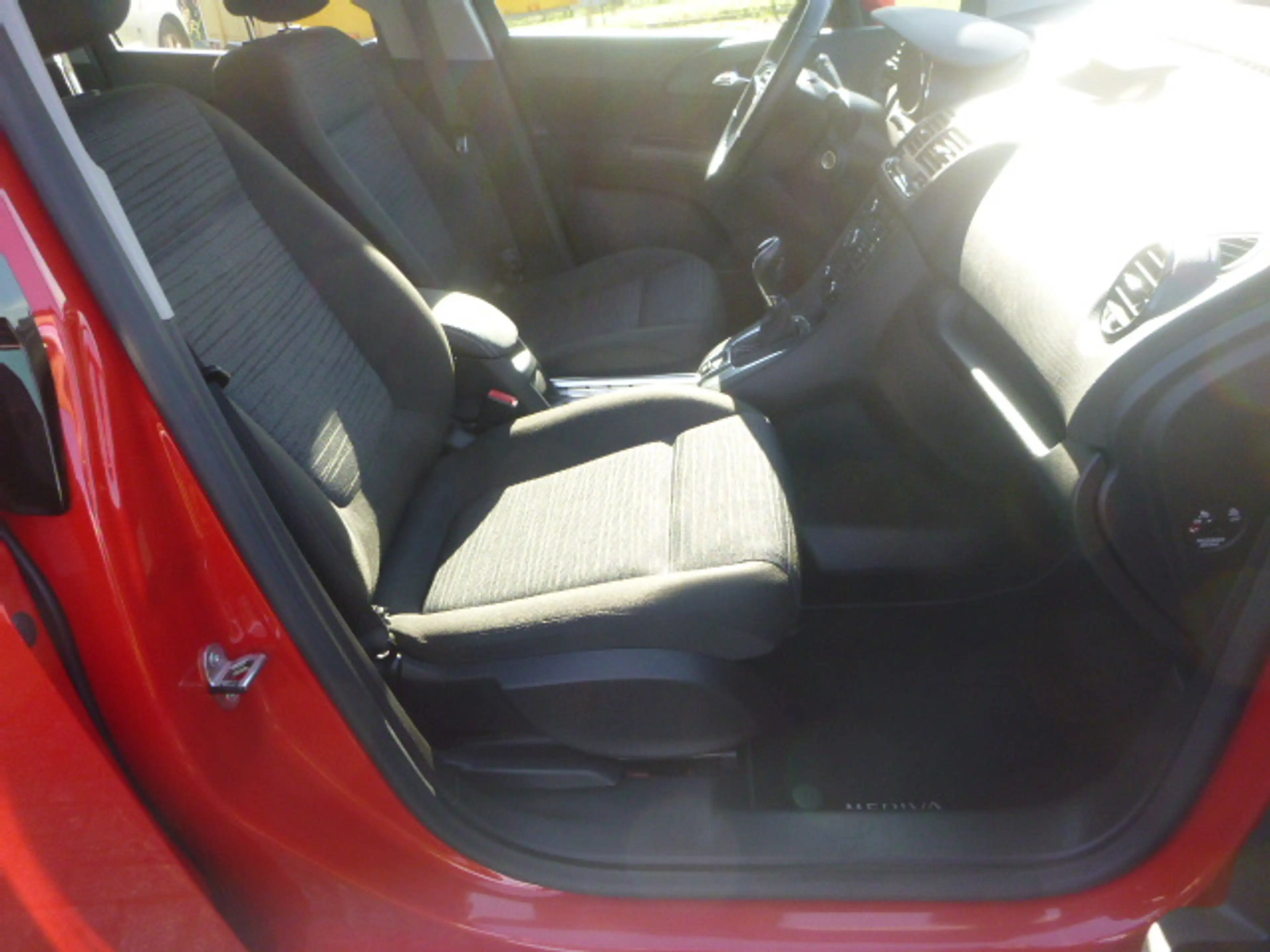 Opel Meriva Style — photo 13