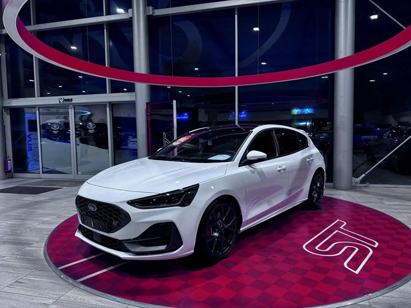 Ford Focus ST - Incl. Overnamepremie - Automaat Blanc - 2