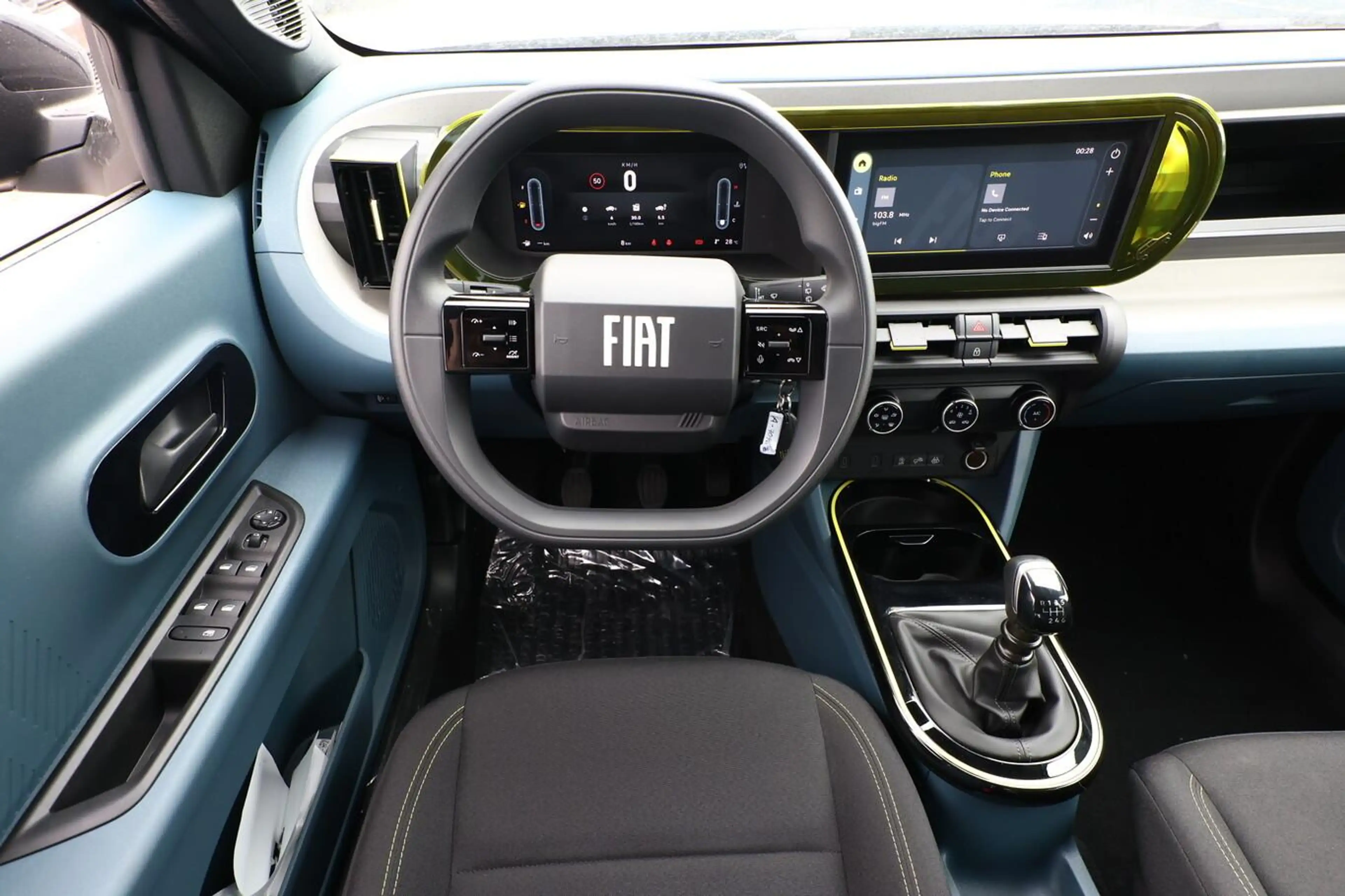 Fiat Grande Panda ICON CarPlay PixelLED PDC DigC Temp 74 kW (101 ... — photo 7
