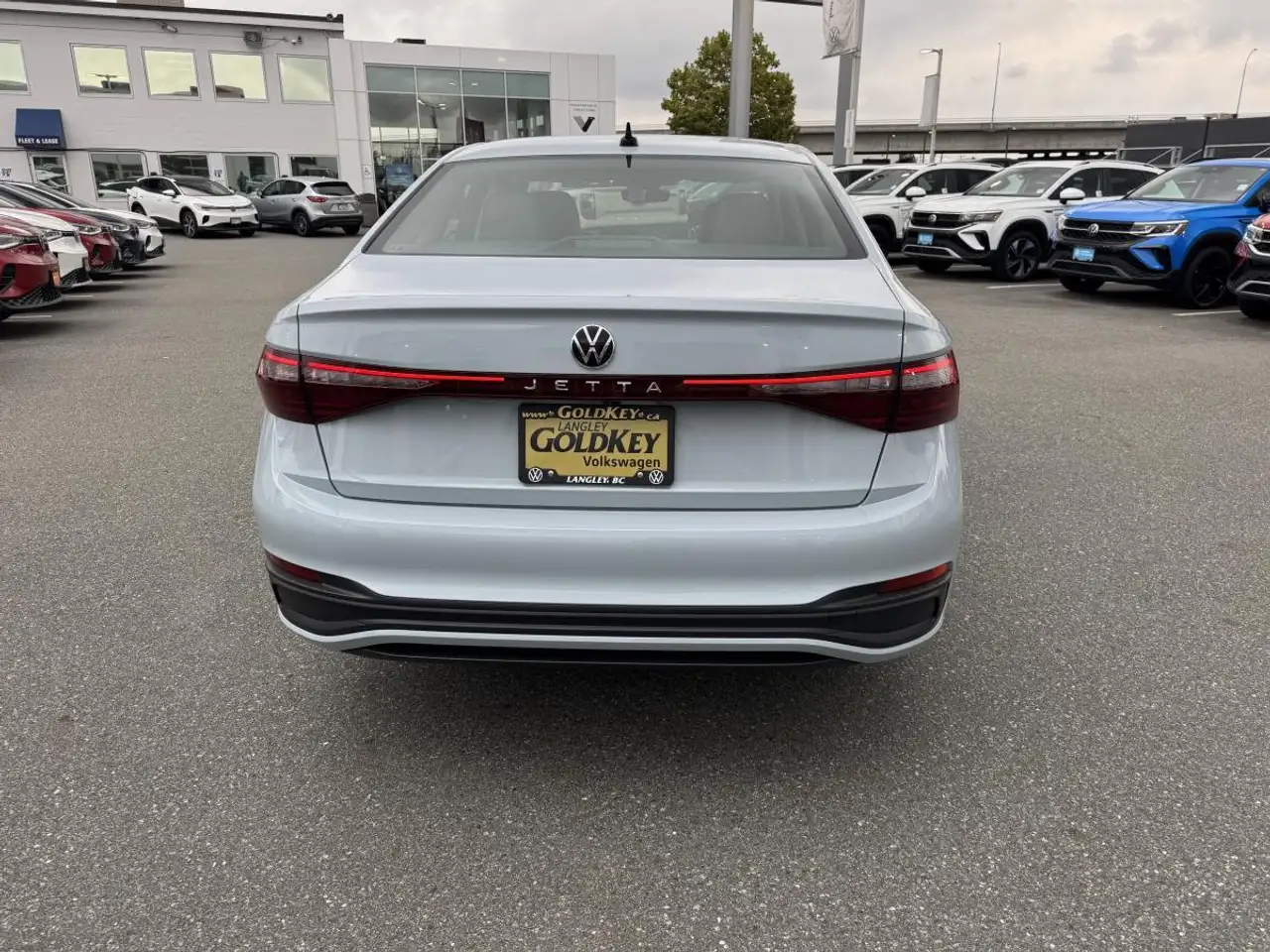 Volkswagen Jetta снимка Volkswagen Jetta