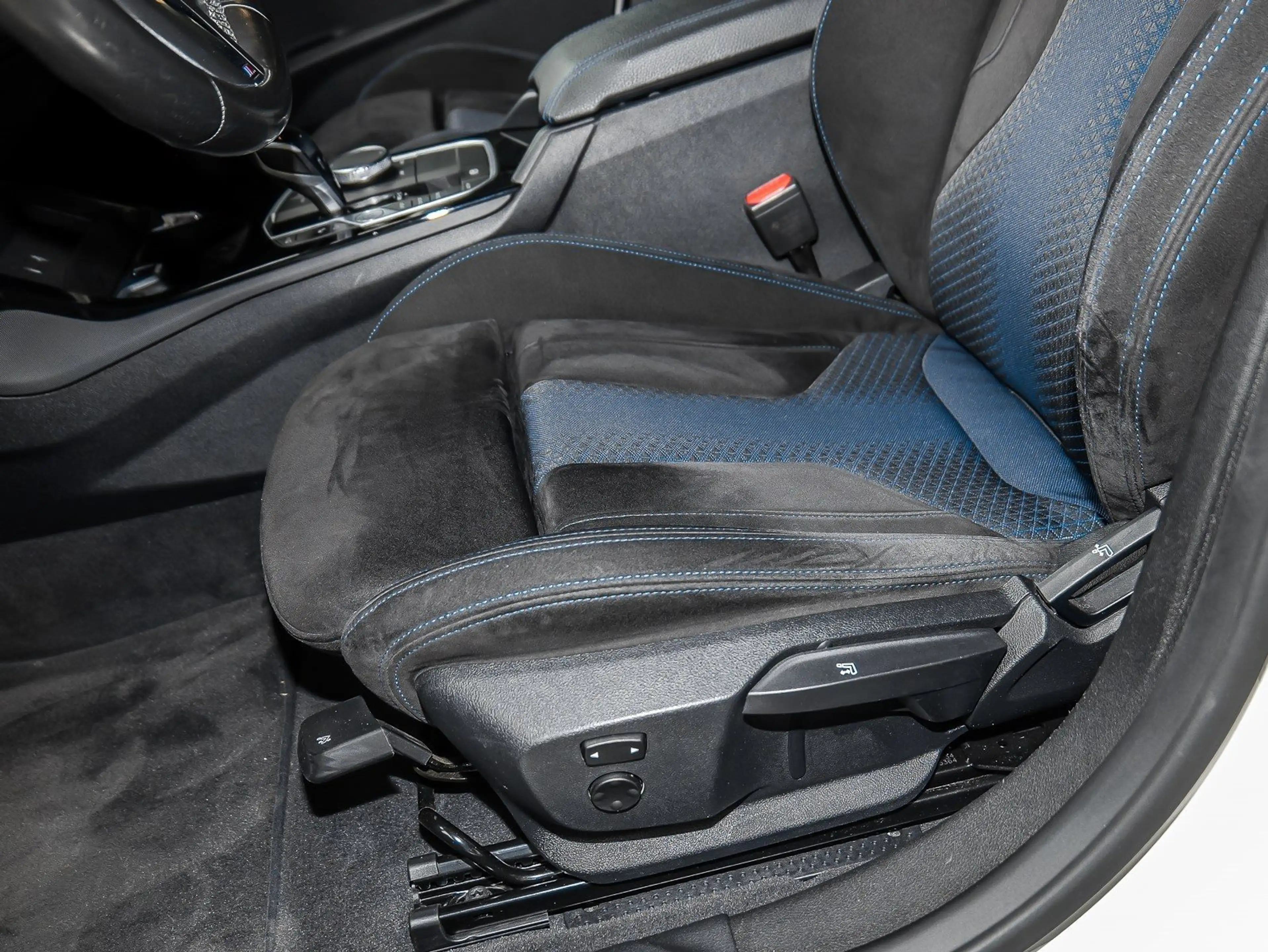BMW 235 M235i xDrive Gran Coupé+M Sport+LC Prof.+Head-Up+K — photo 23