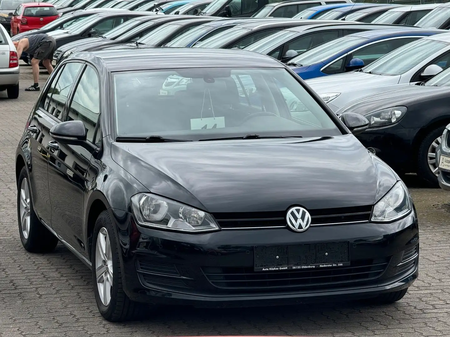 Volkswagen Golf VII Lim. Comfortline BMT Zwart - 2