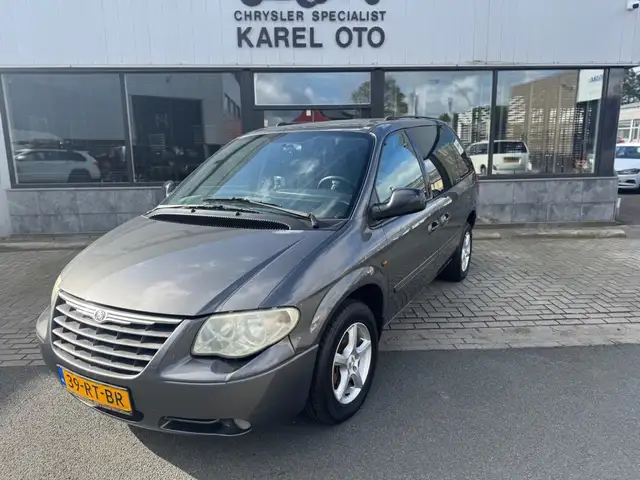 Chrysler Voyager 3.3 LX PLUS