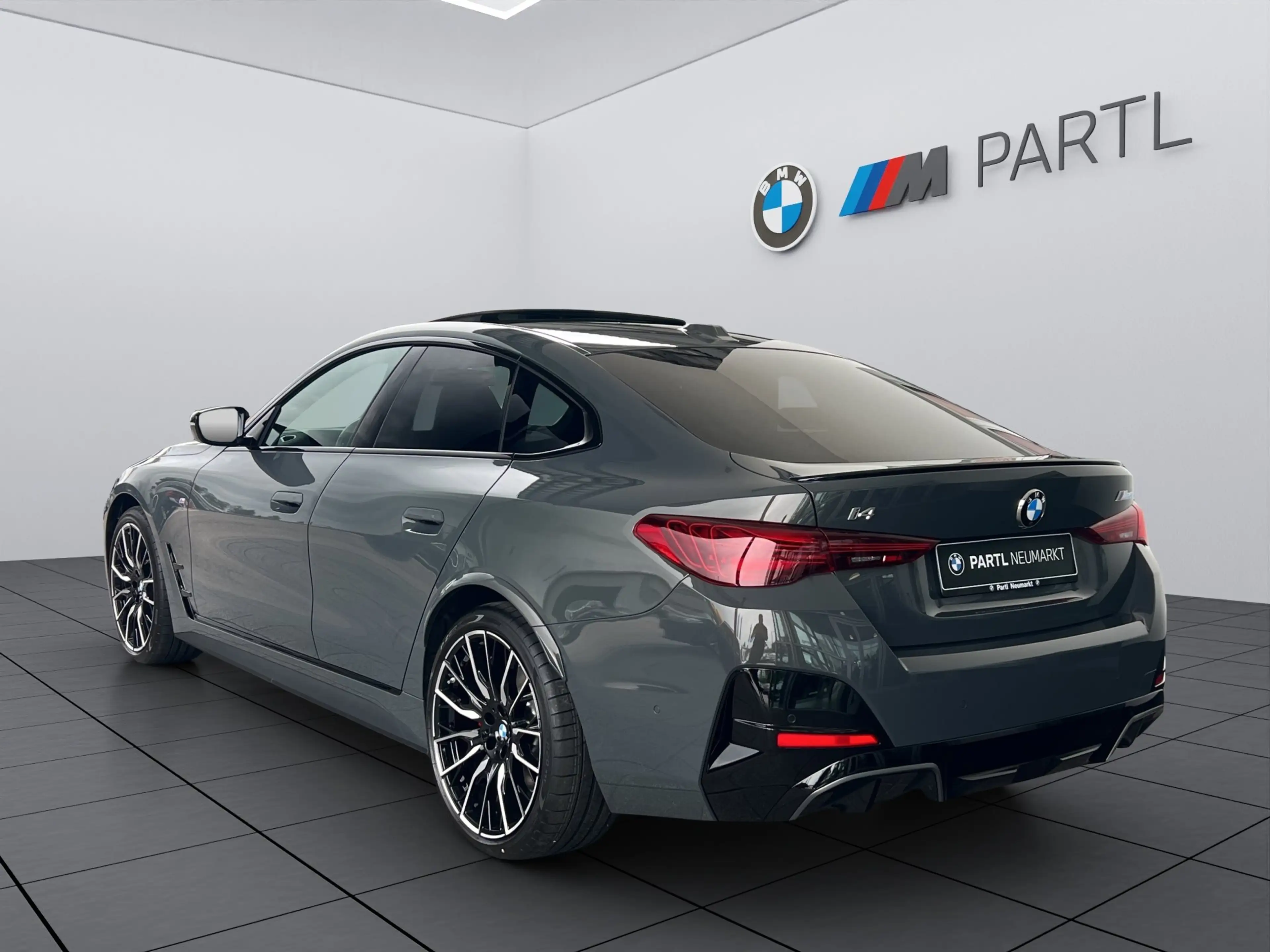 BMW i4 M60 xDrive M Sportpaket Pro 360° AHK eGSD — photo 3