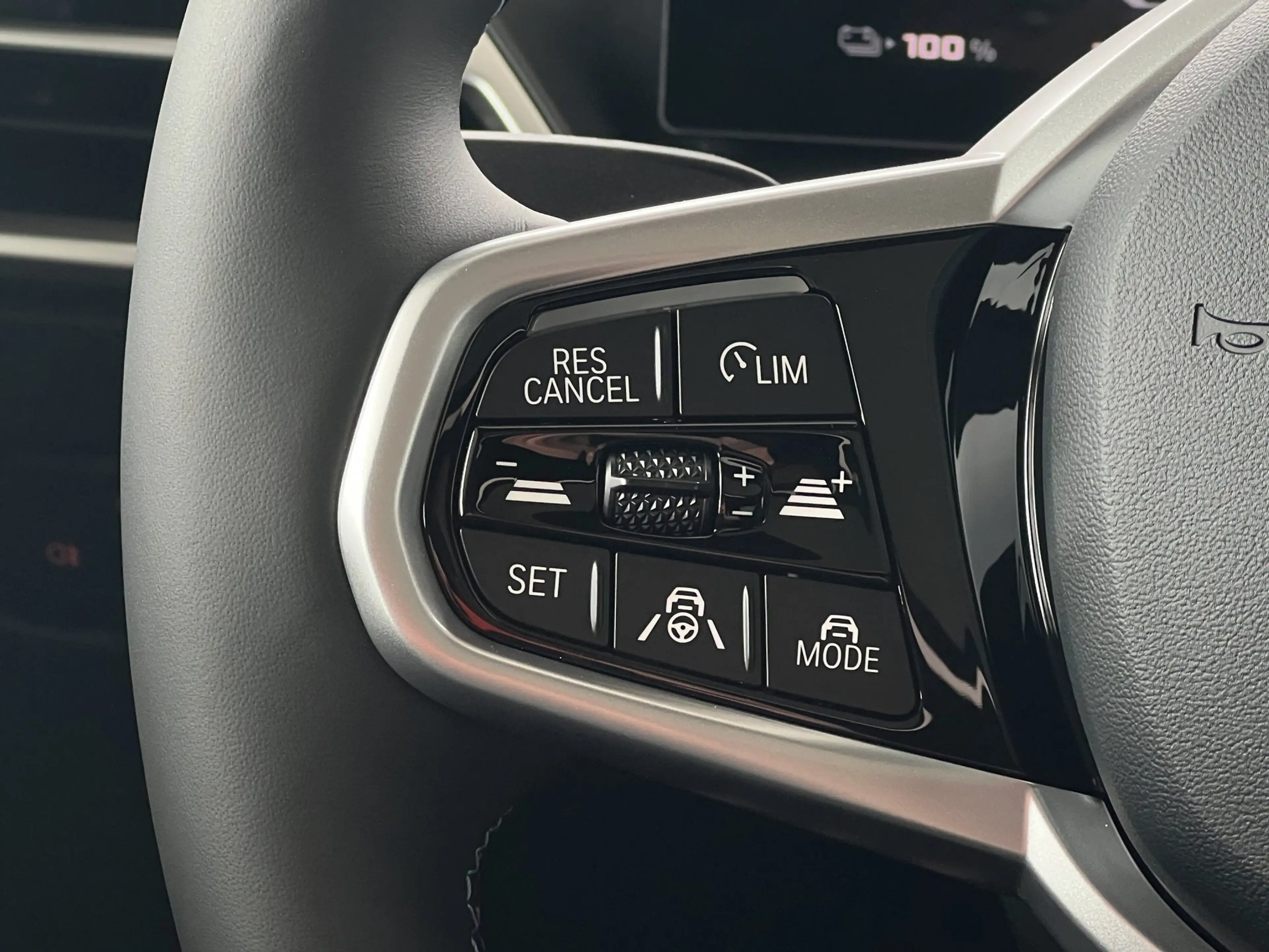 BMW i4 M60 xDrive M Sportpaket Pro 360° AHK eGSD — photo 13