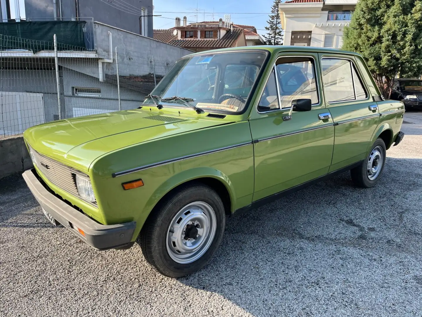 Fiat 128 1100 CL Green - 1