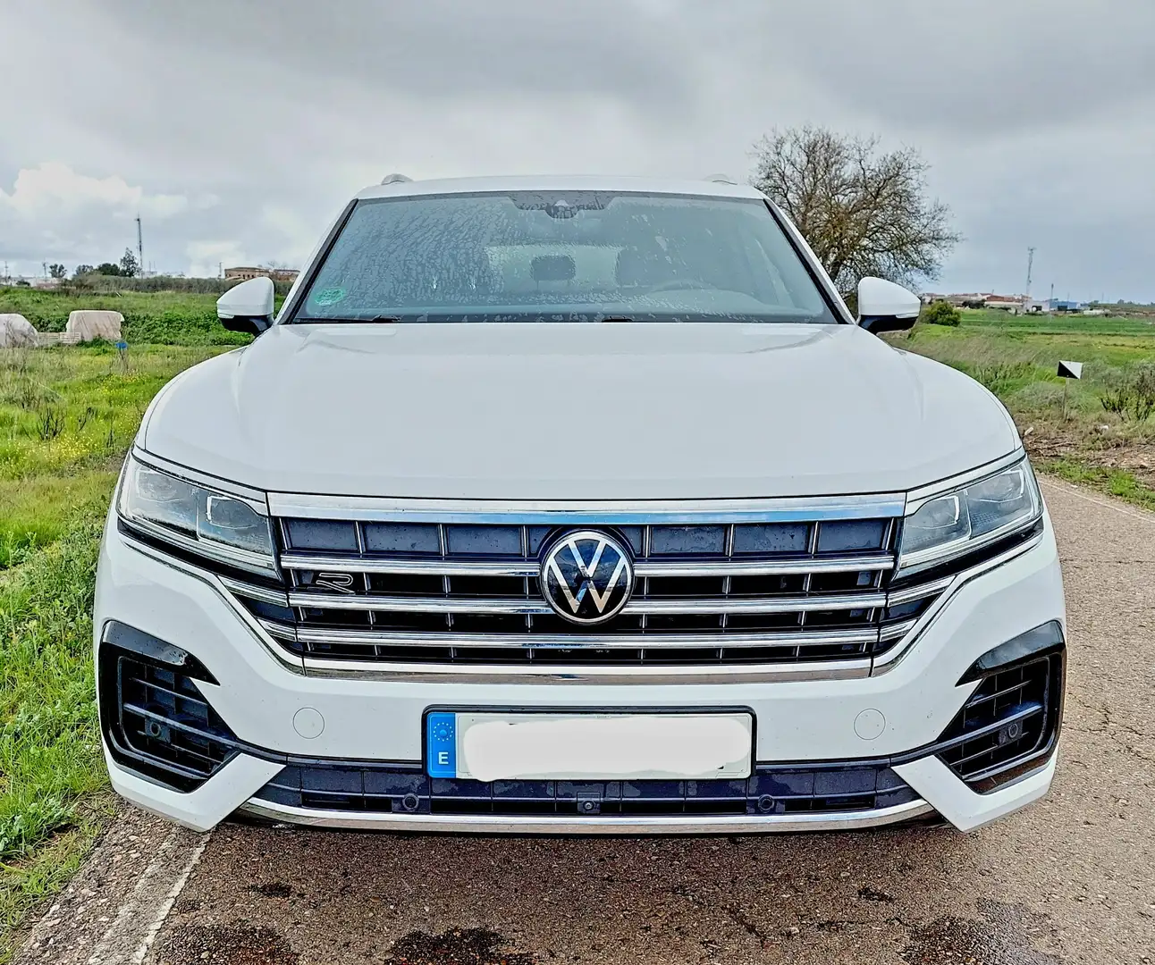 Volkswagen Touareg 3.0TDI V6 R-Line Tiptronic 4Motion 210kW - 1