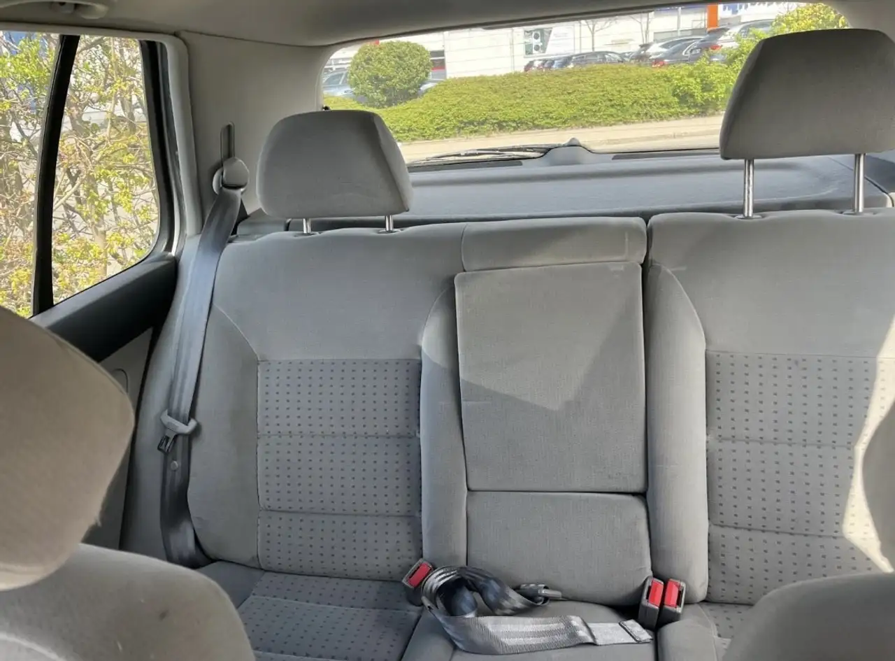 Volkswagen Golf 1.6, foto 6