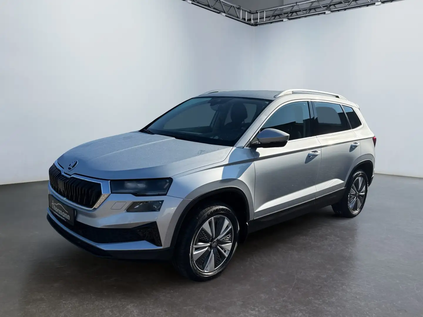 Skoda Karoq Style 1.5 TSI DSG Rückfahrkamera, Sitzheiz. Argento - 2