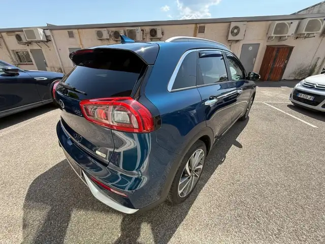 Kia Niro view 5