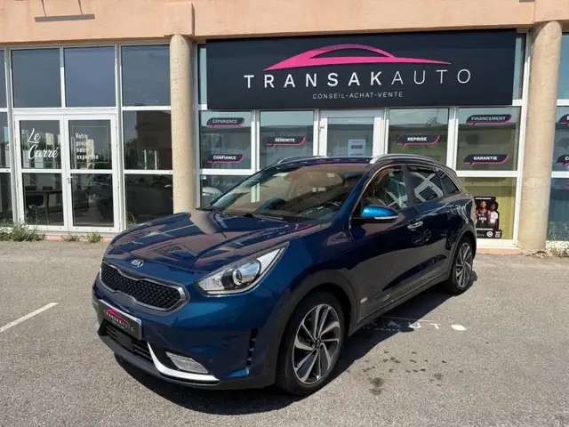 Kia Niro main image