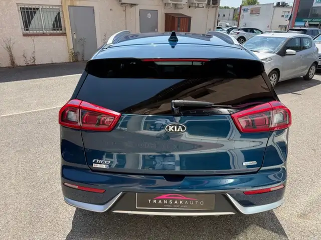 Kia Niro view 6