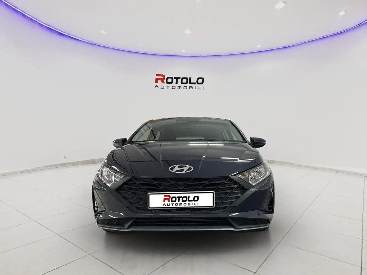 Hyundai i20 1.2 MPI MT GPL Connectline PROMO CAR SERENITY Gris - 2
