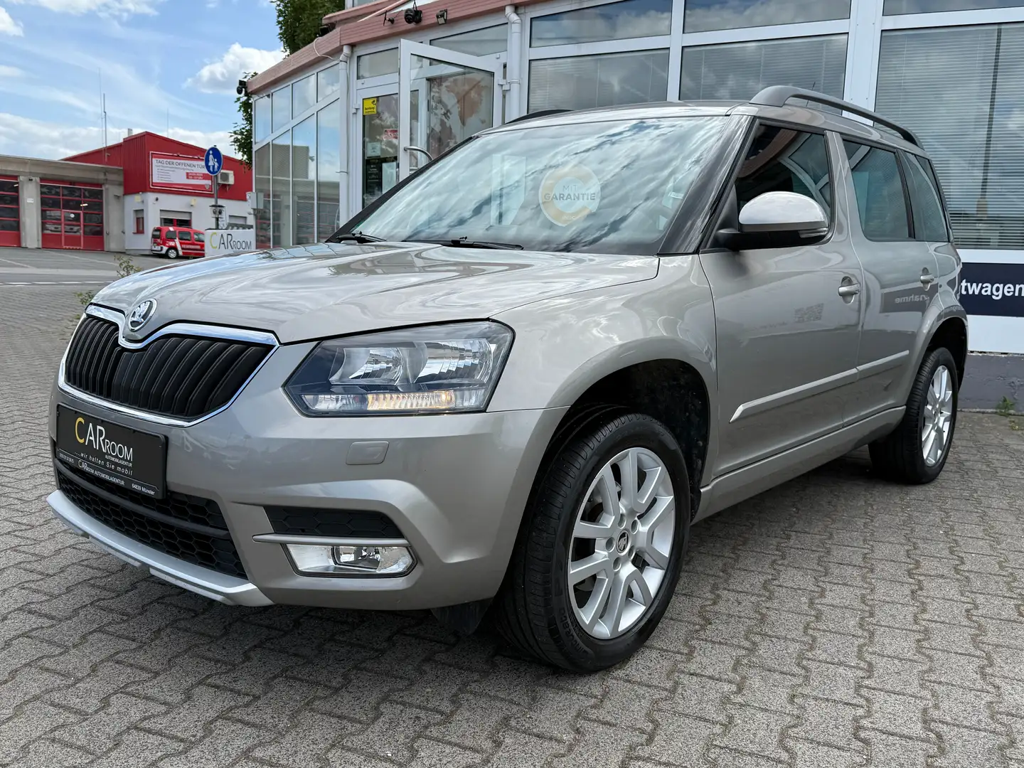 Skoda Yeti 2.0TDI*Ahk.*Klima*8Fach*Standheizung* Bronce - 2
