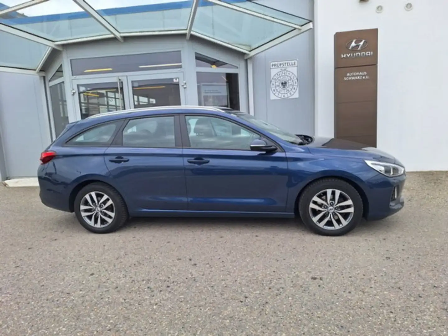 Hyundai i30 Kombi 1,0 T-Gdi Edition 25 Blau - 2