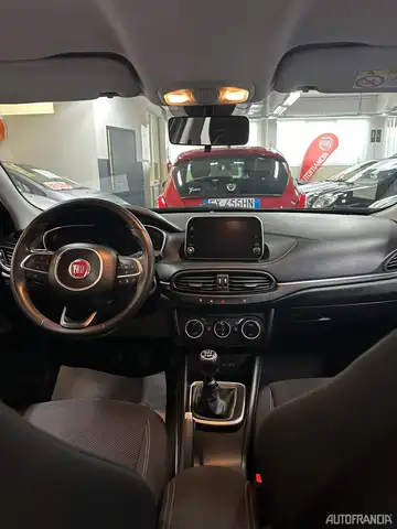 Fiat TIPO SW 1.6 MJET - S-DESIGN