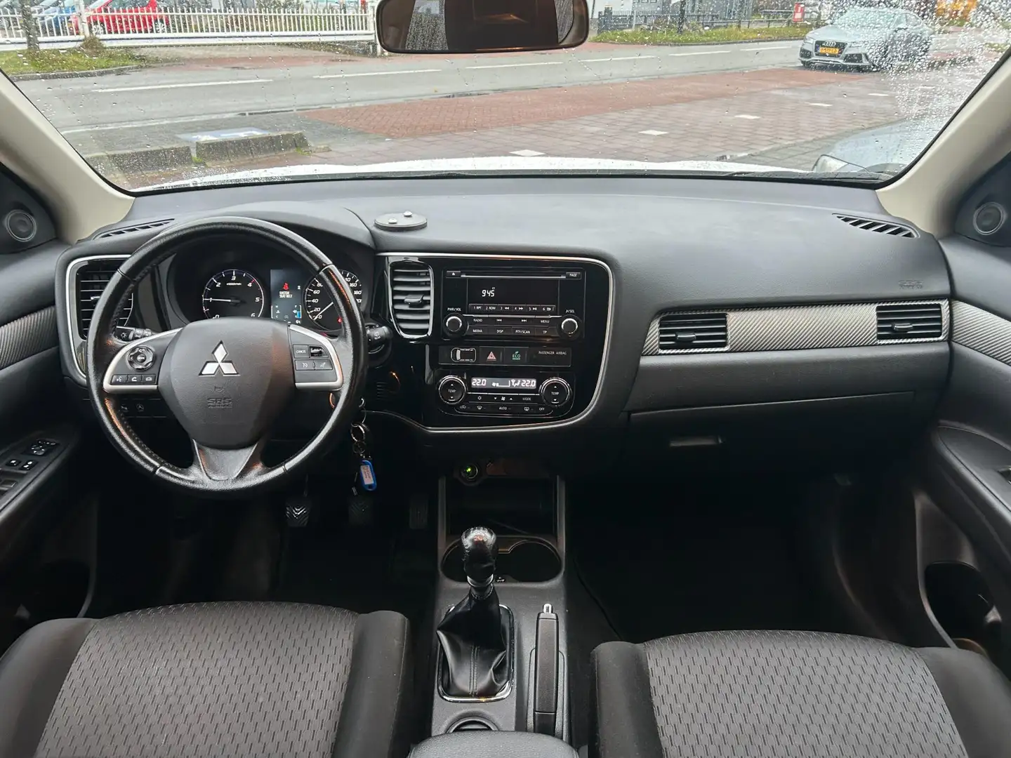Mitsubishi Outlander 2.2 DI-D Intense PANORAMA|Cruise|Trekhaak Wit - 2