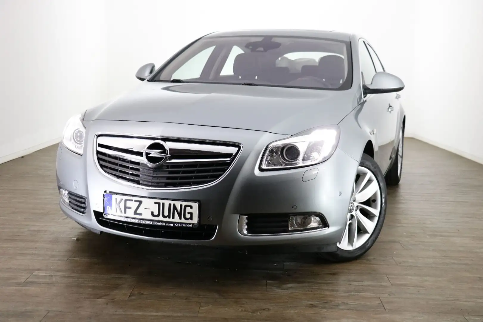 Opel Insignia A Lim. Active 4x4 Argent - 1
