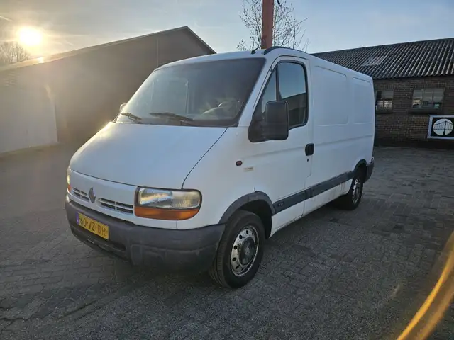 Renault Master T28 2.2dCi L1H1