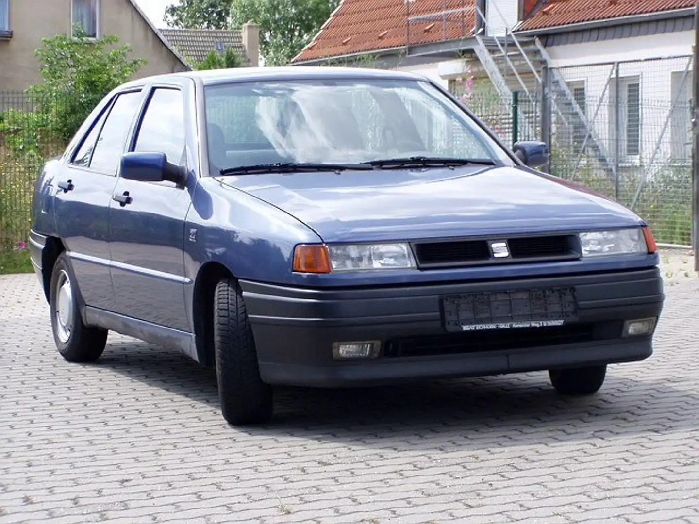 SEAT Toledo 1.8 CL # Allg. guter Zustand / kein Rost / 5-trg. Blue - 2