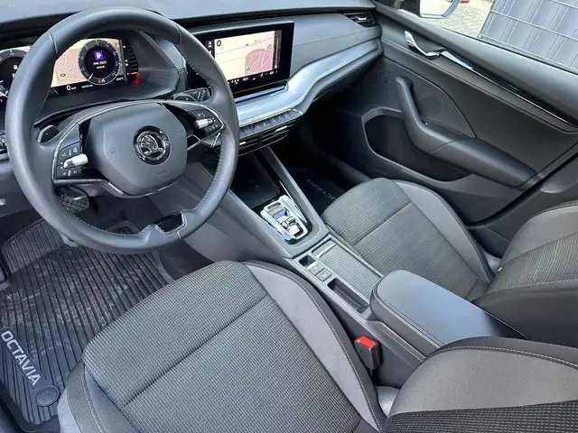 Skoda Octavia view 9