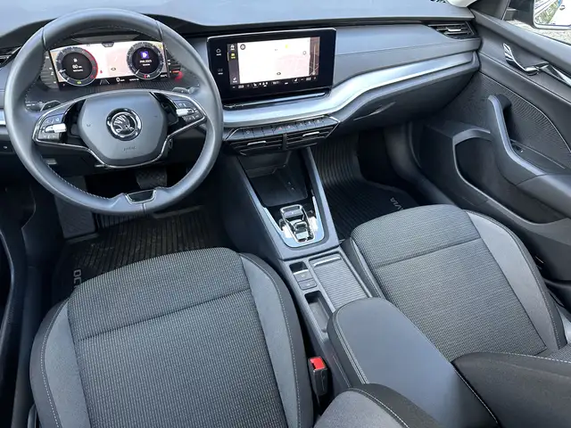 Skoda Octavia view 12