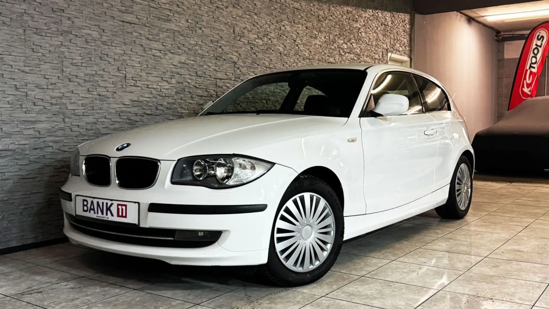 BMW 116 i KLIMA*ALLWETTER*TÜV* Weiß - 1
