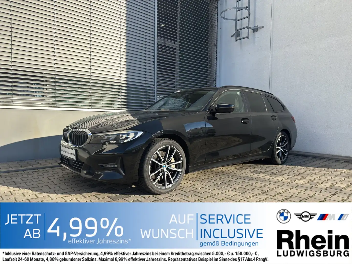 BMW 330 e Touring Sport Line Schwarz - 1