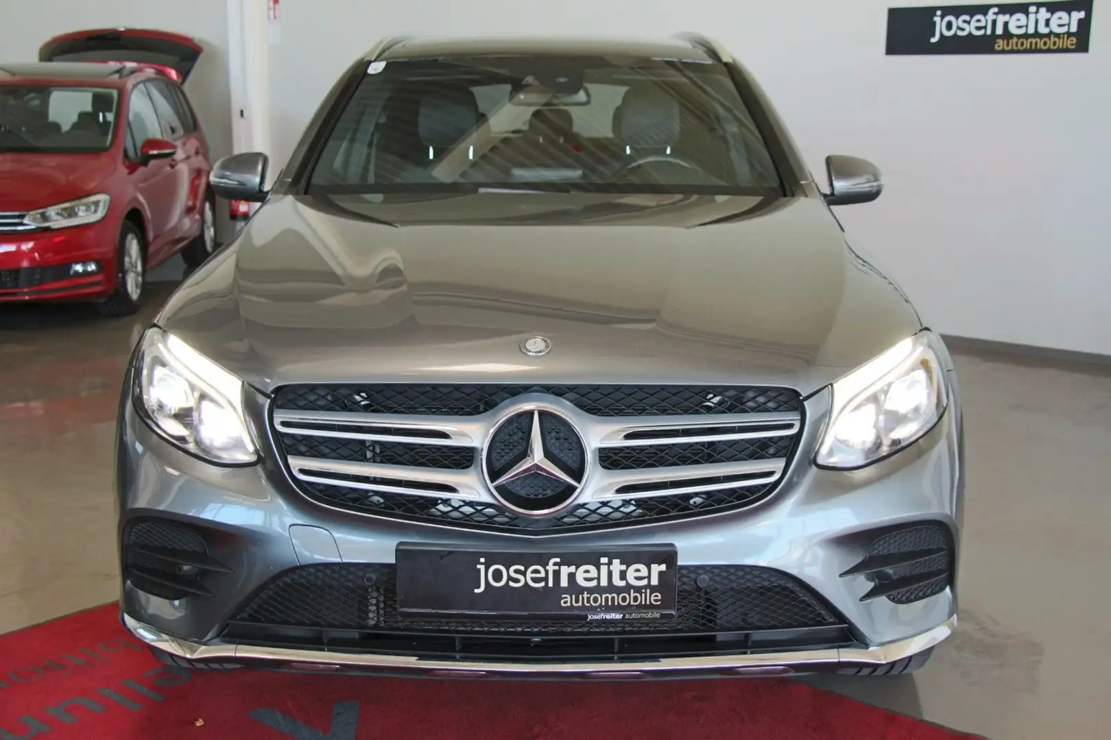 Mercedes-Benz GLC 250 GLC250 d 4MATIC Aut. 2.1 CDI AMG LINE AHK/NAVI/PA Grau - 2