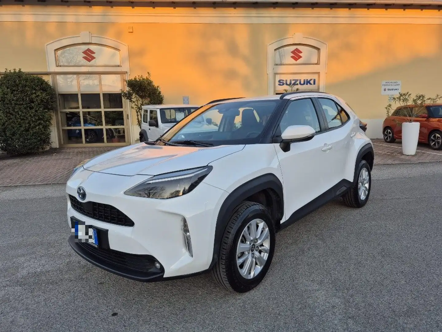 Toyota Yaris Cross 1.5 Hybrid 5p. E-CVT Active Bianco - 1