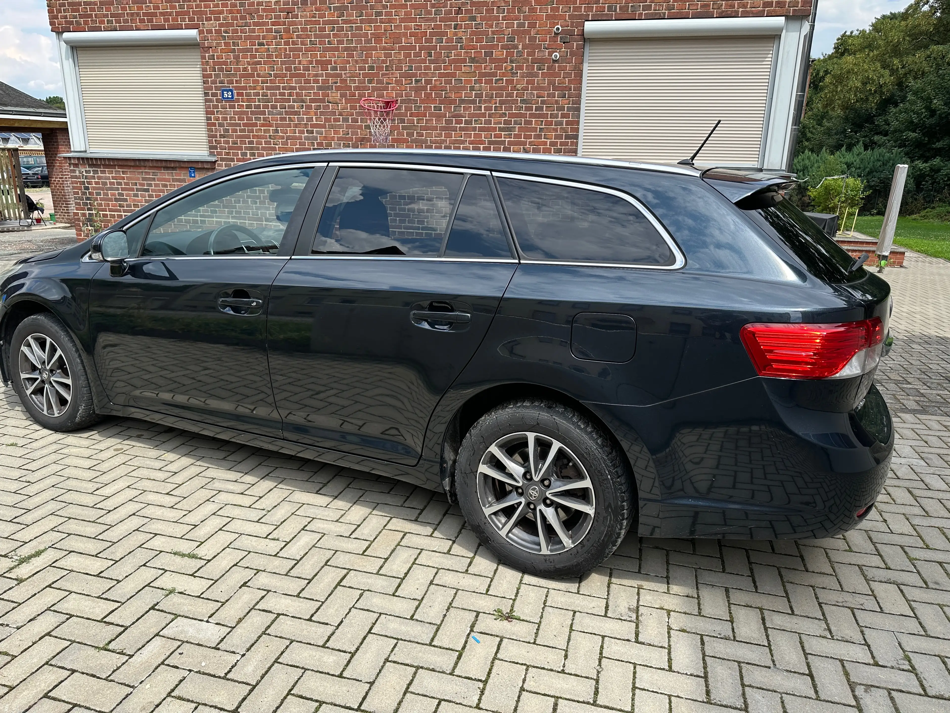 Toyota Avensis Edition — photo 7