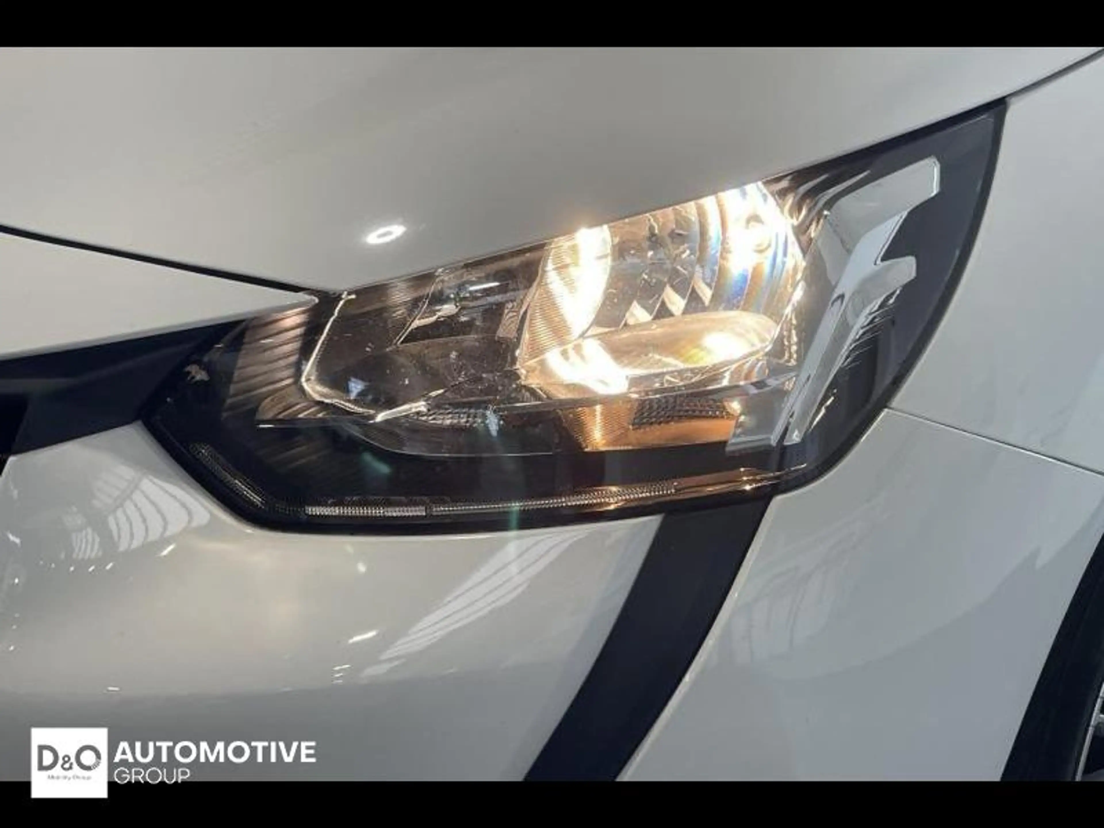 Peugeot 208 Like | airco | cruise | — photo 9