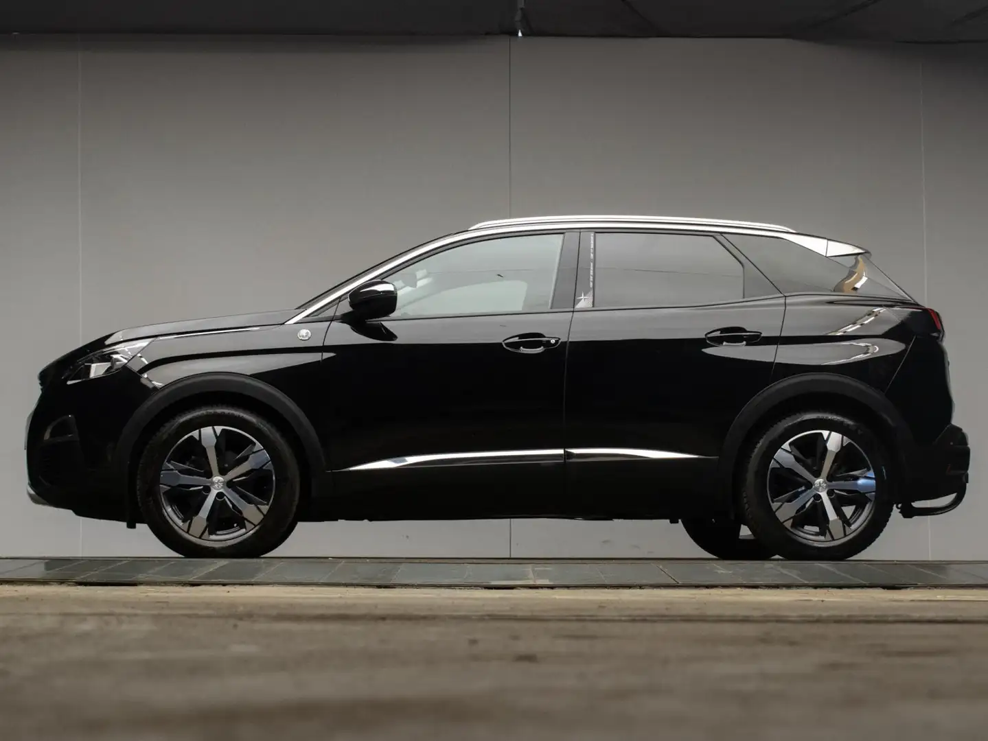 Peugeot 3008 1.2 PureTech Allure Sport (APPLE CARPLAY,NAVI,LED, Negro - 1