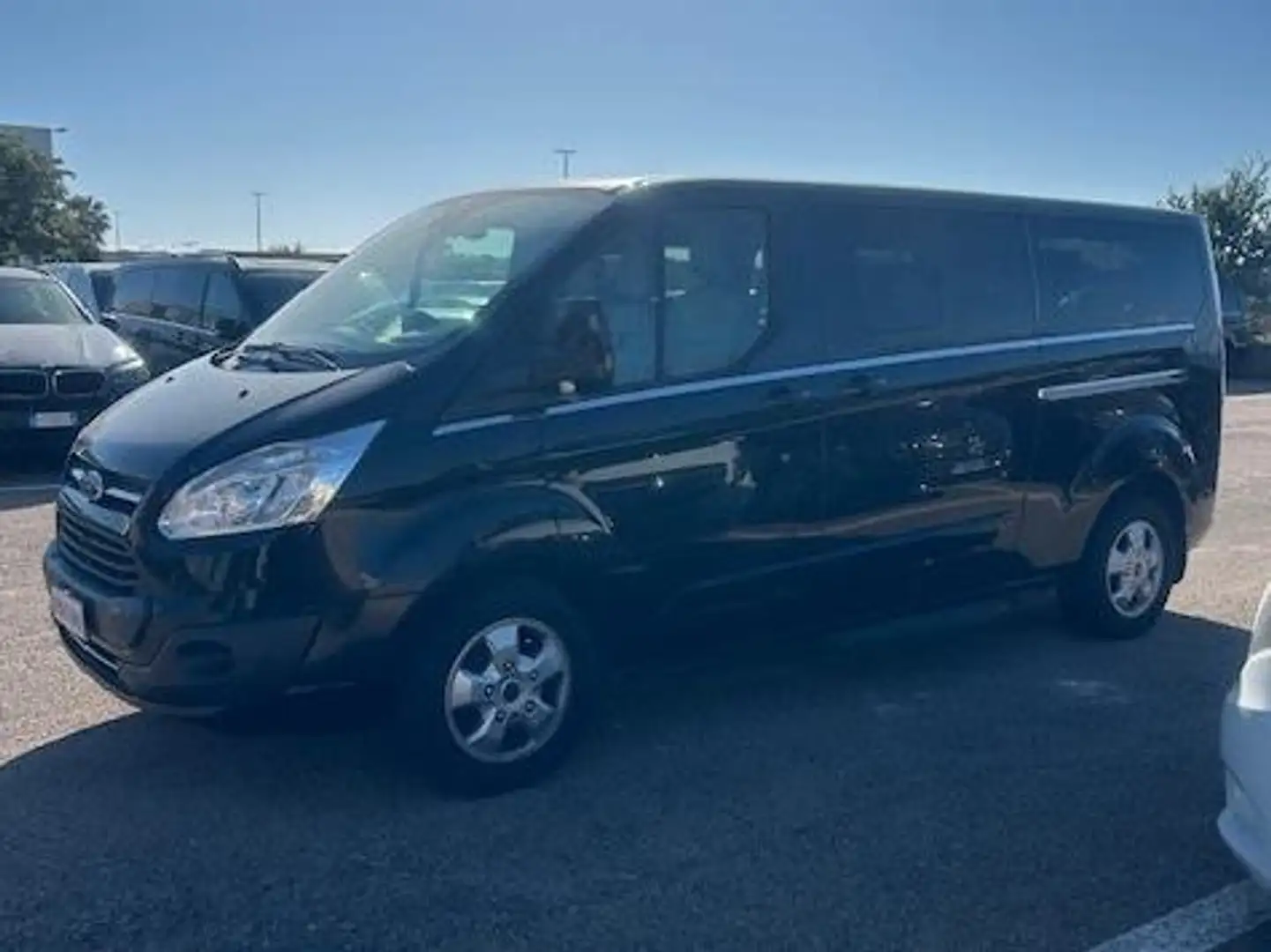 Ford Tourneo Custom Tourneo Custom 310 2.0 TDCi 170CV aut. PL Titanium Černá - 1