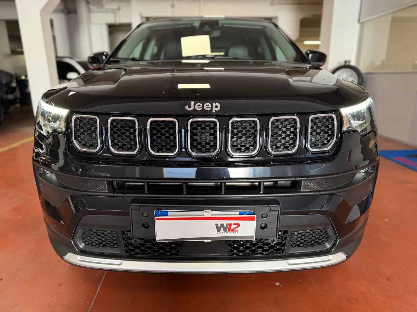 Jeep Compass Compass II1.3 turbo t4 Limited 2wd 150cv ddct my20 Zwart - 2